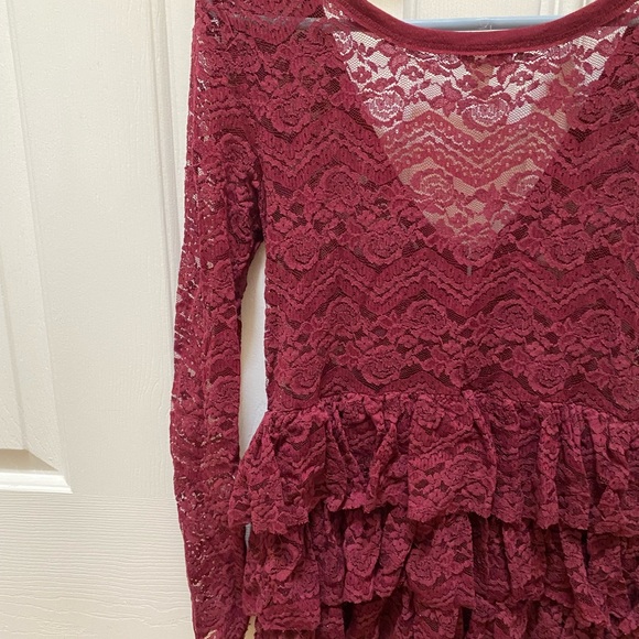 Bethany Mota red blouse size large - Picture 8 of 9